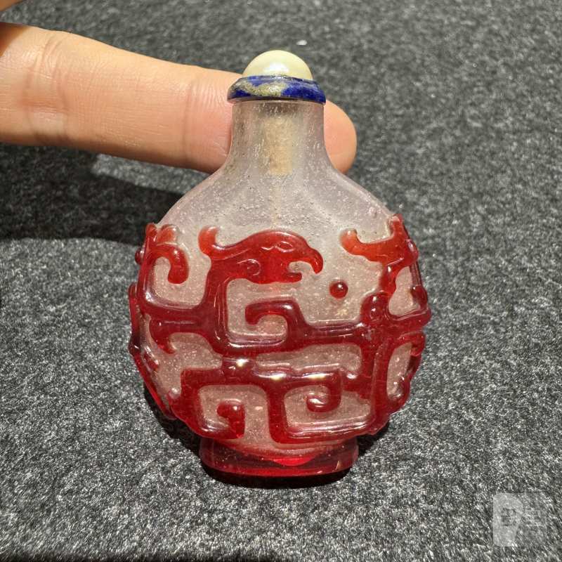 清 龙凤纹套红料烟壶 - 图3